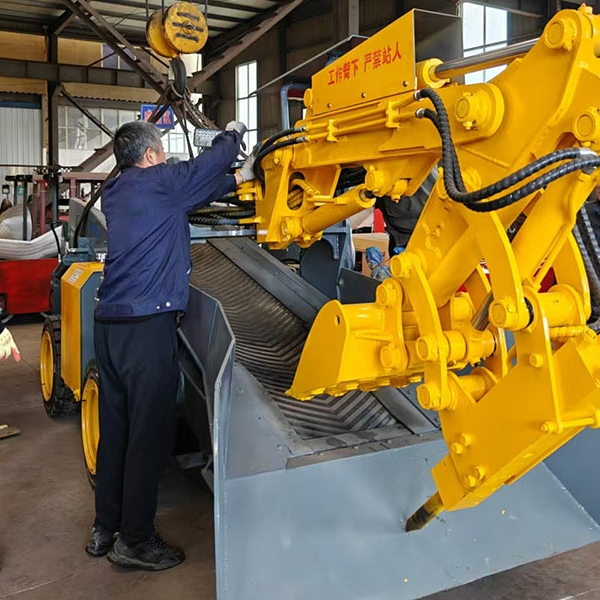 礦用挖掘式裝載機(jī)（扒渣機(jī)）